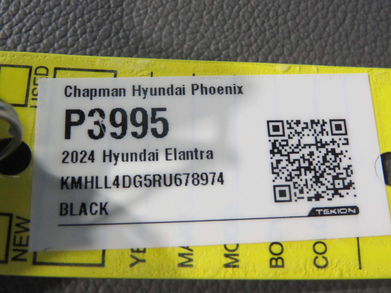 2024 Hyundai ELANTRA SE