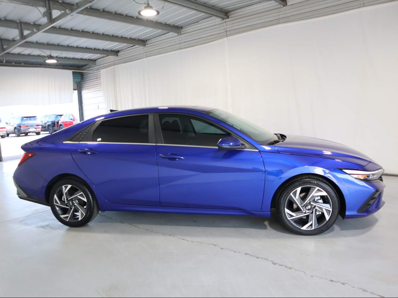 2025 Hyundai Elantra SEL - Photo 7
