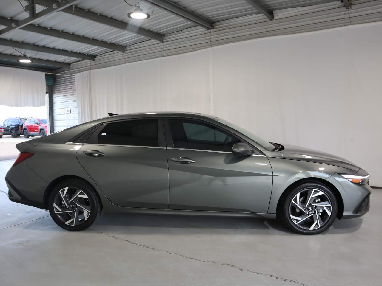 2025 Hyundai Elantra SEL - Photo 7