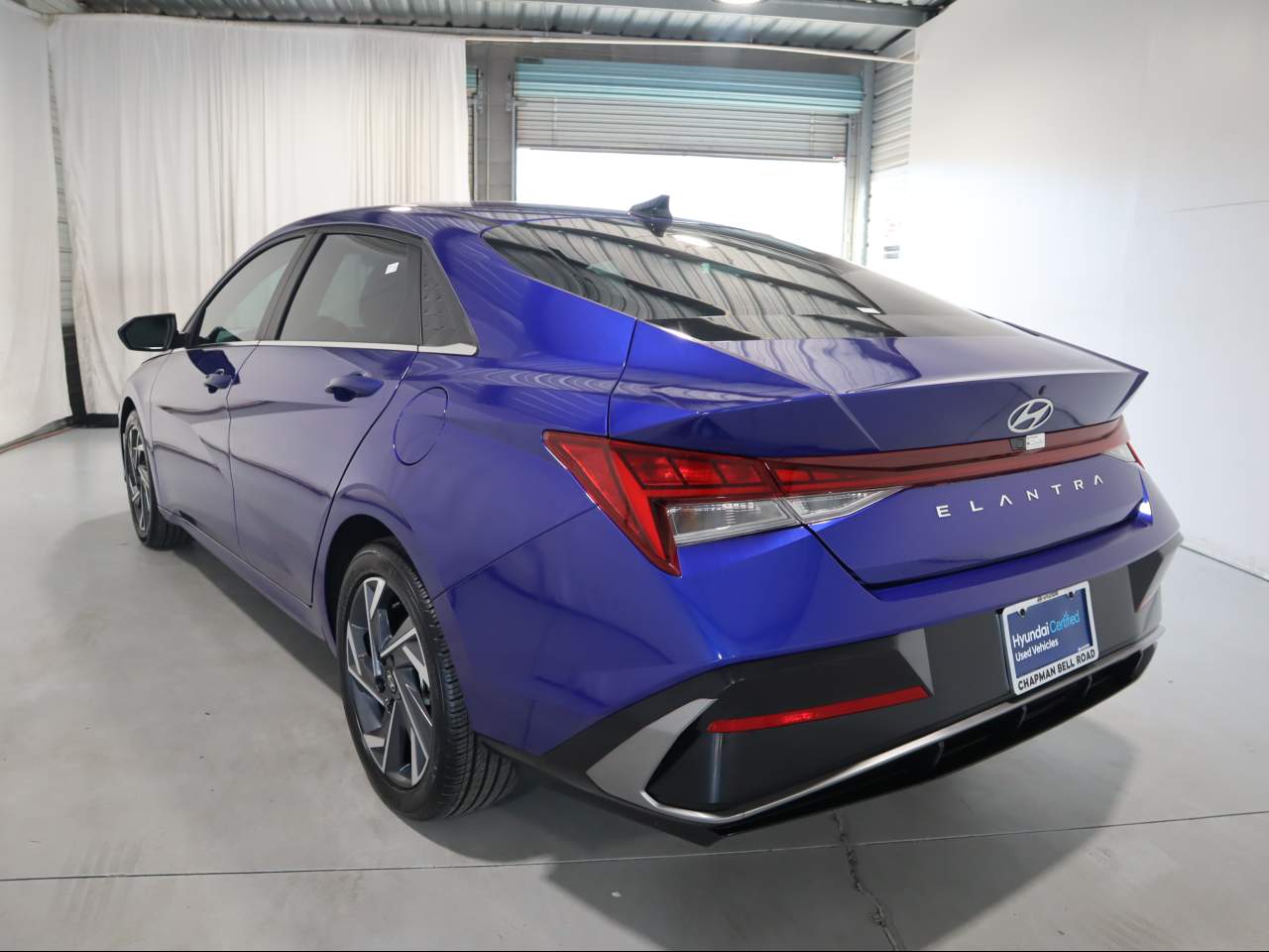 2025 Hyundai Elantra SEL - Photo 6