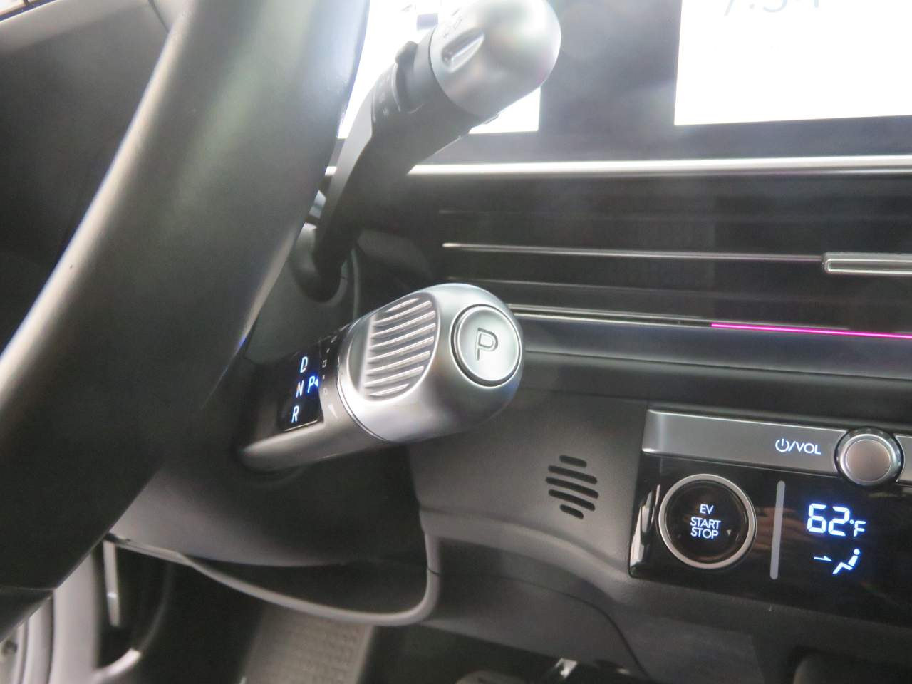 2024 Hyundai IONIQ 6 SEL - Photo 17
