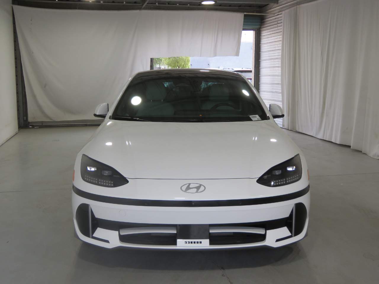 2023 Hyundai IONIQ 6 Limited