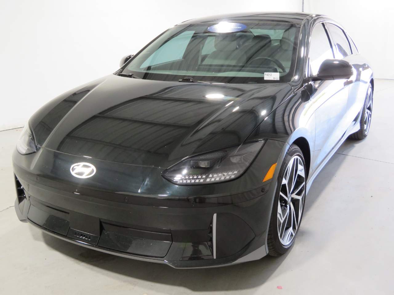 2024 Hyundai IONIQ 6 Limited