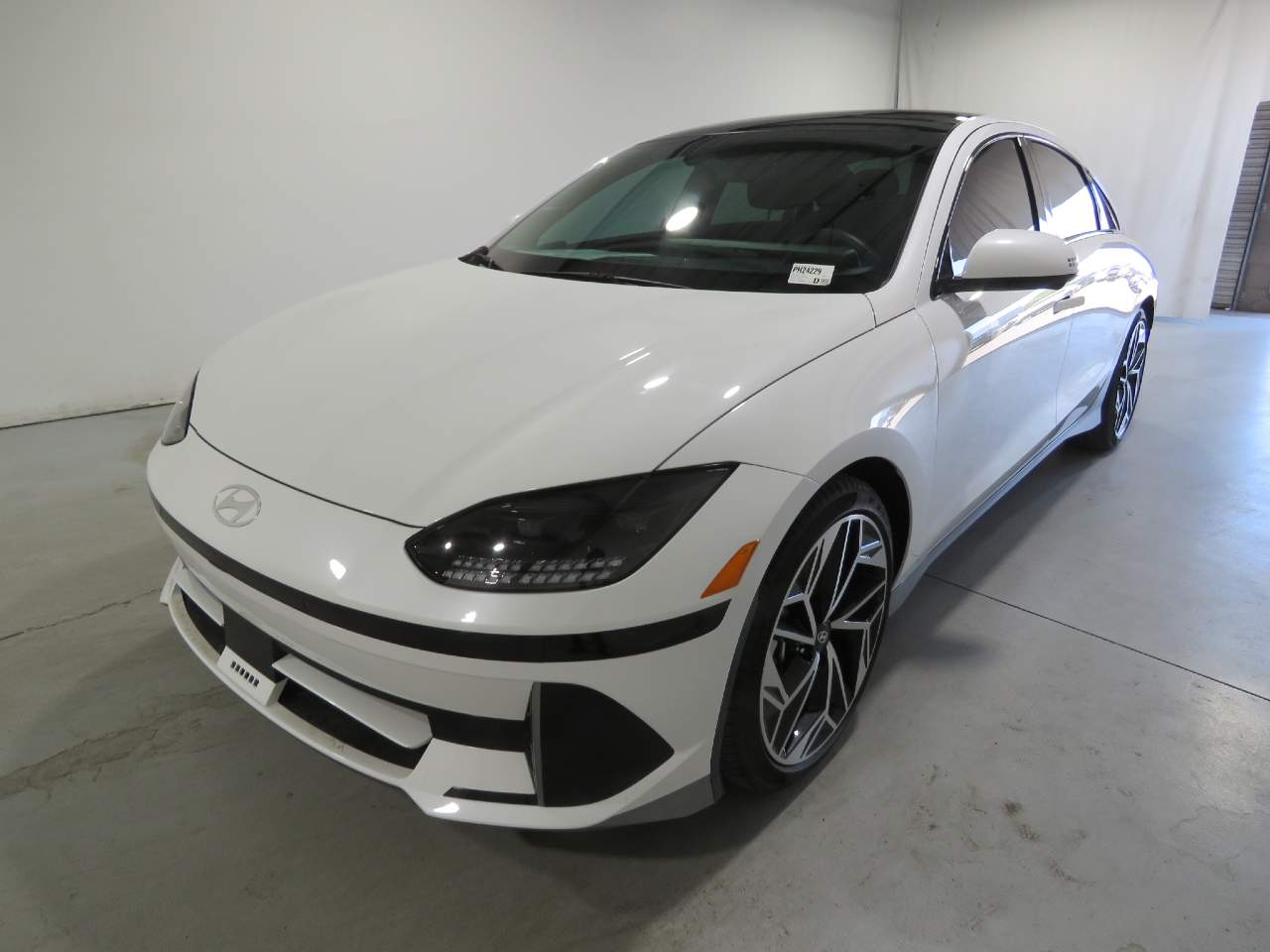 2024 Hyundai IONIQ 6 Limited