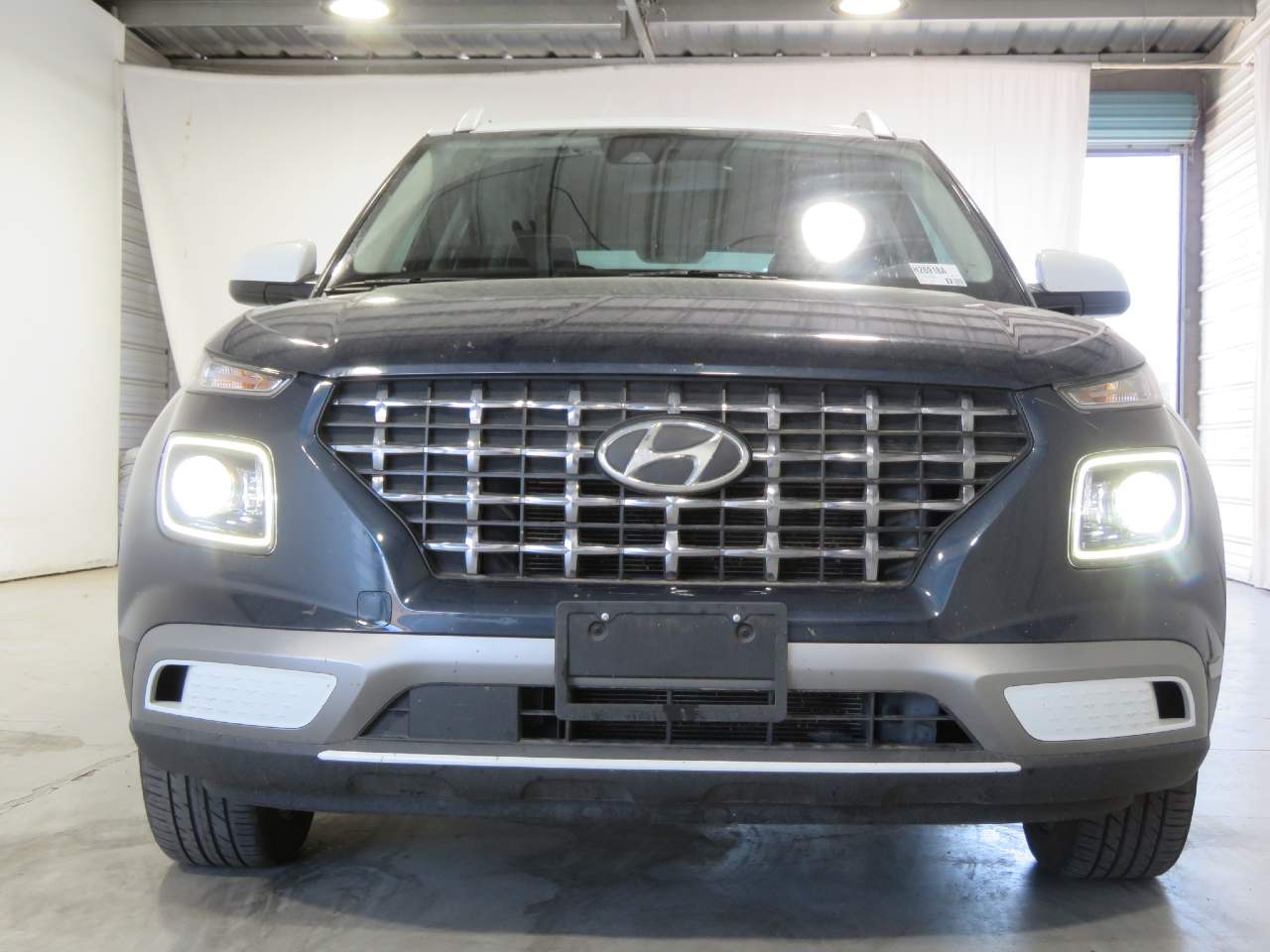 2023 Hyundai VENUE Limited