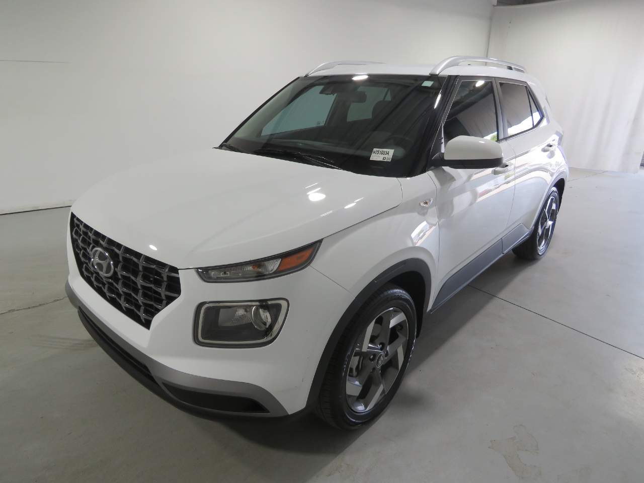 2021 Hyundai VENUE SEL