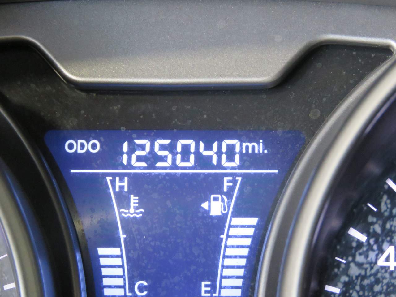 2014 Hyundai Veloster Base - Photo 11