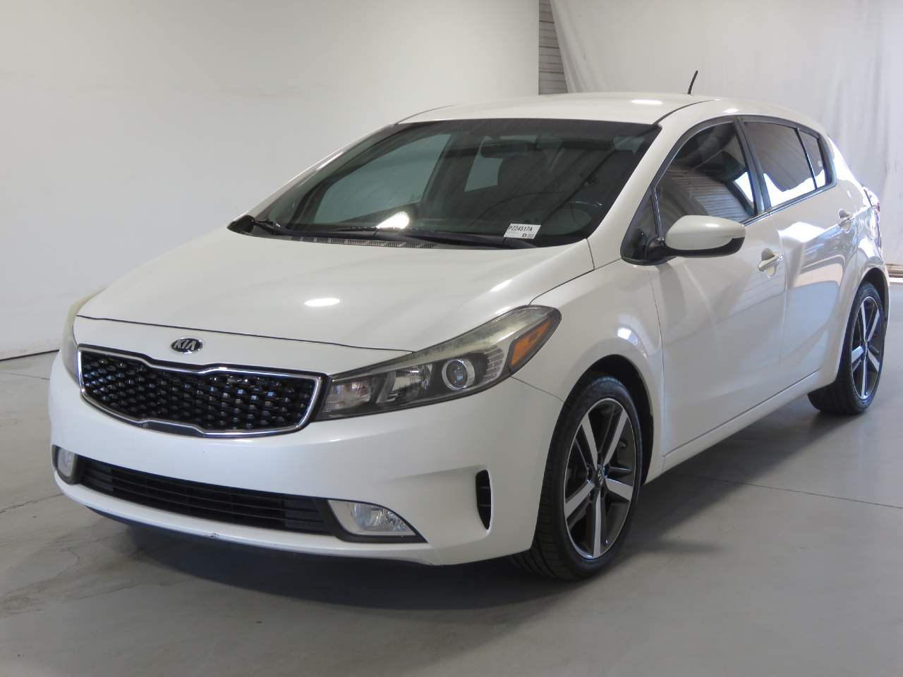 2017 Kia Forte5 EX