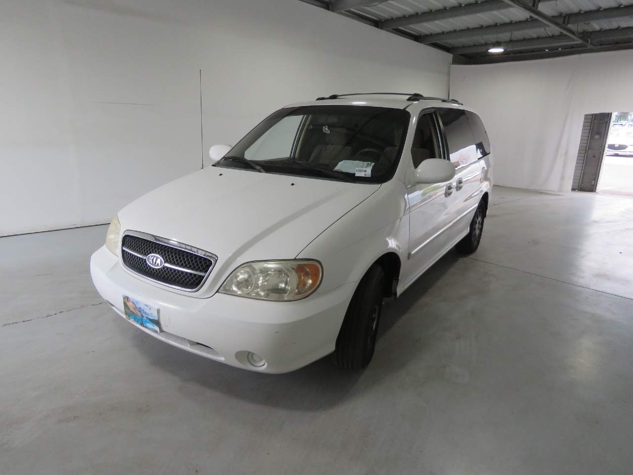 2003 Kia Sedona LX
