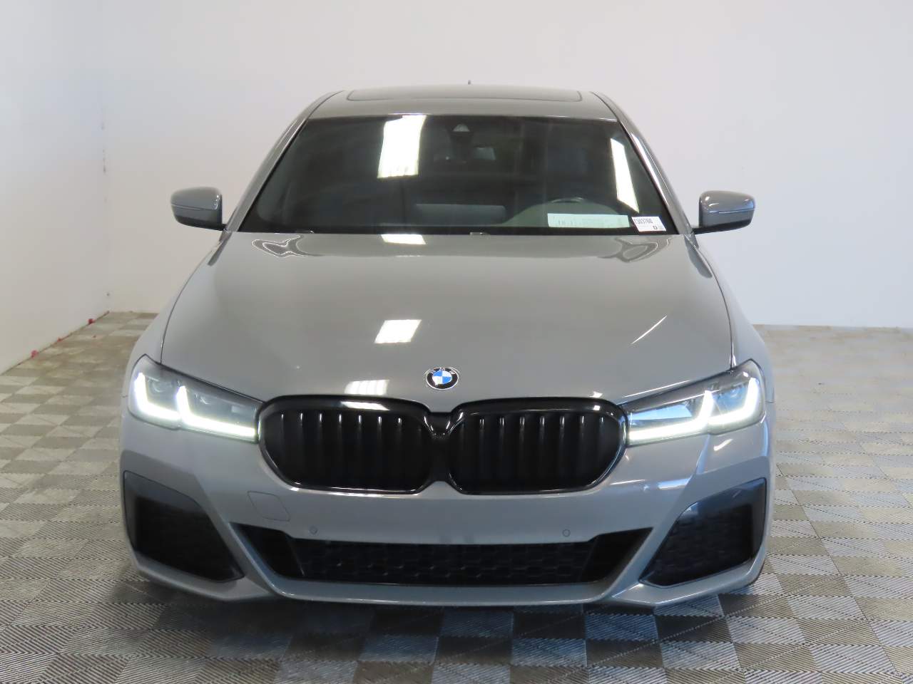 2022 BMW 5-Series 530i