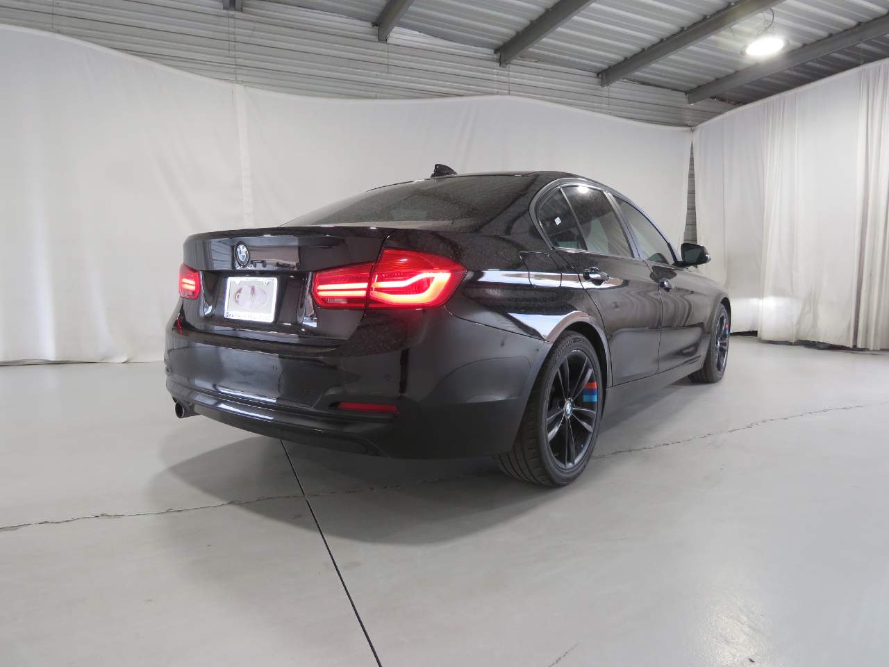 2017 BMW 3-Series 320i