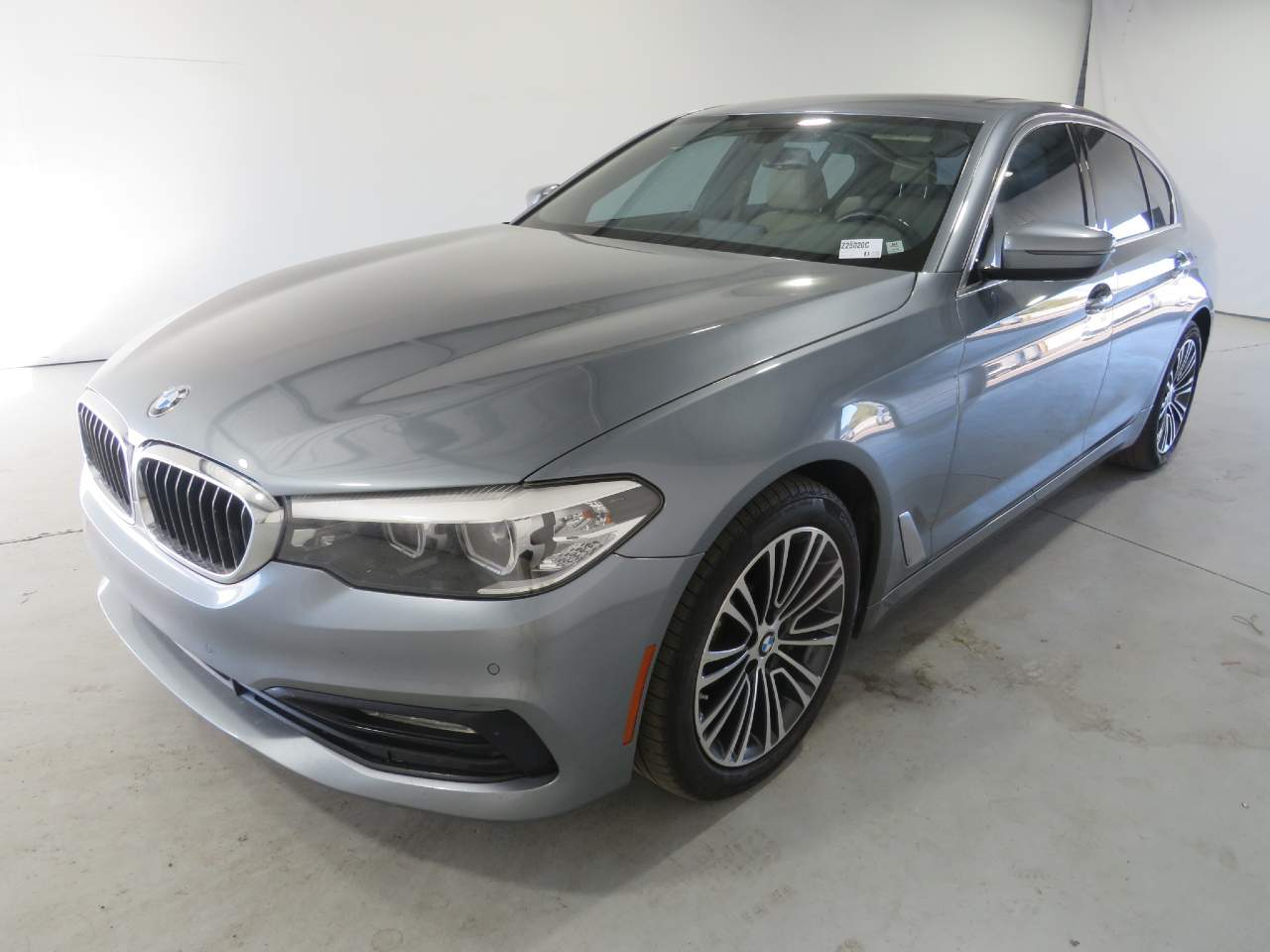 2017 BMW 5-Series 530i