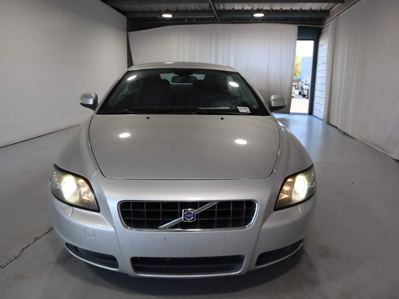 Used 2008 Volvo C70 T5 with VIN YV1MC67248J049382 for sale in Phoenix, AZ