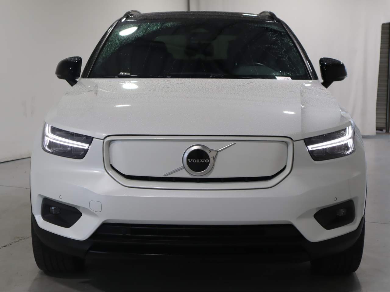2021 Volvo XC40 Recharge Pure Electric P8