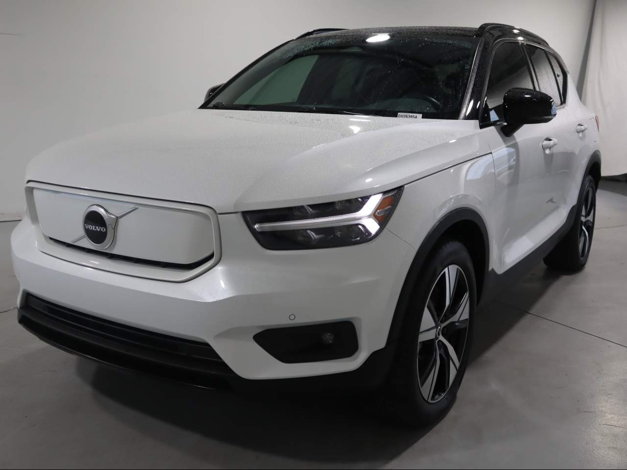 2021 Volvo XC40 Recharge Pure Electric P8