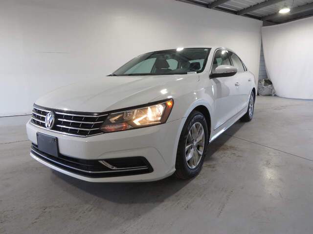 2016 Volkswagen Passat