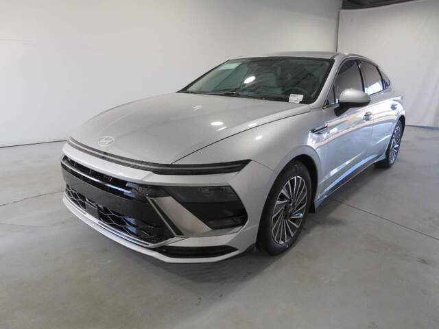 2025 Hyundai SONATA Hybrid