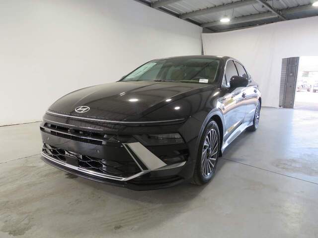 2025 Hyundai SONATA Hybrid