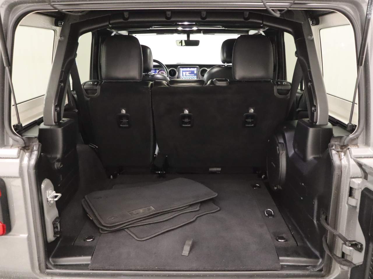 2021 Jeep Wrangler Unlimited Sport S photo 2