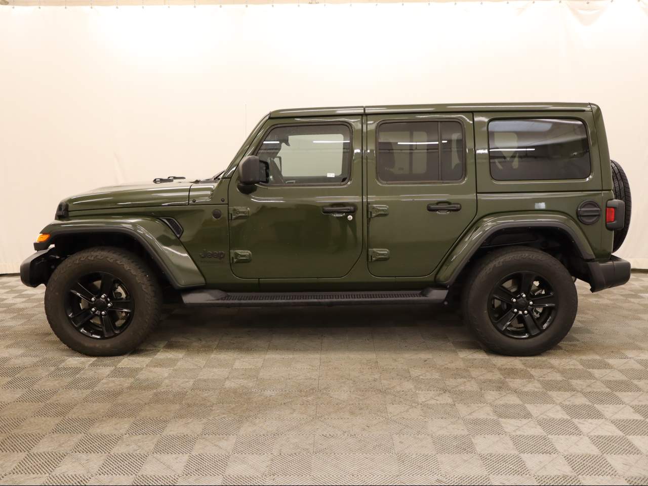 2021 Jeep Wrangler Unlimited Sahara Altitude