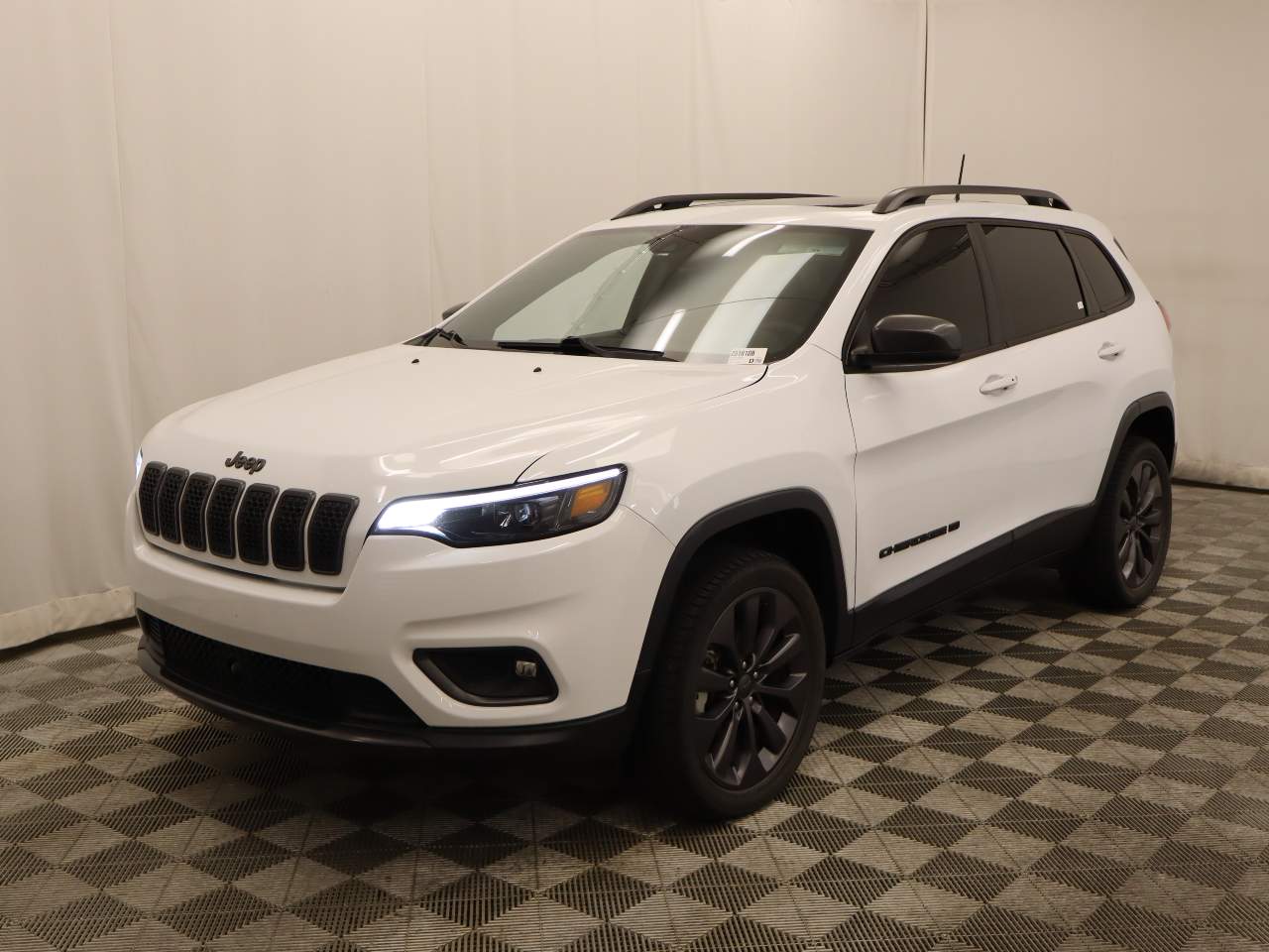 2021 Jeep Cherokee 80th Anniversary Edition
