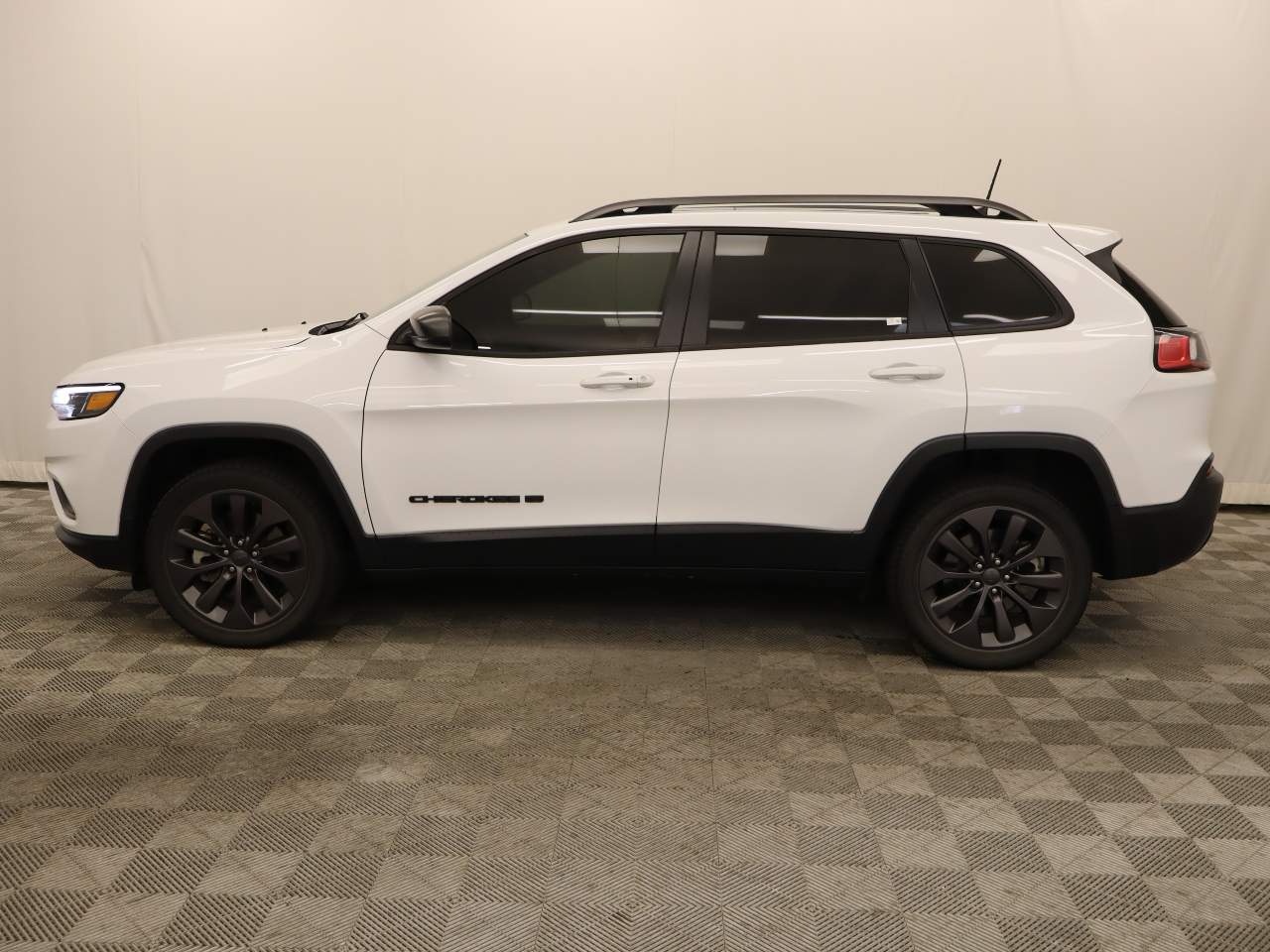 2021 Jeep Cherokee 80th Anniversary Edition