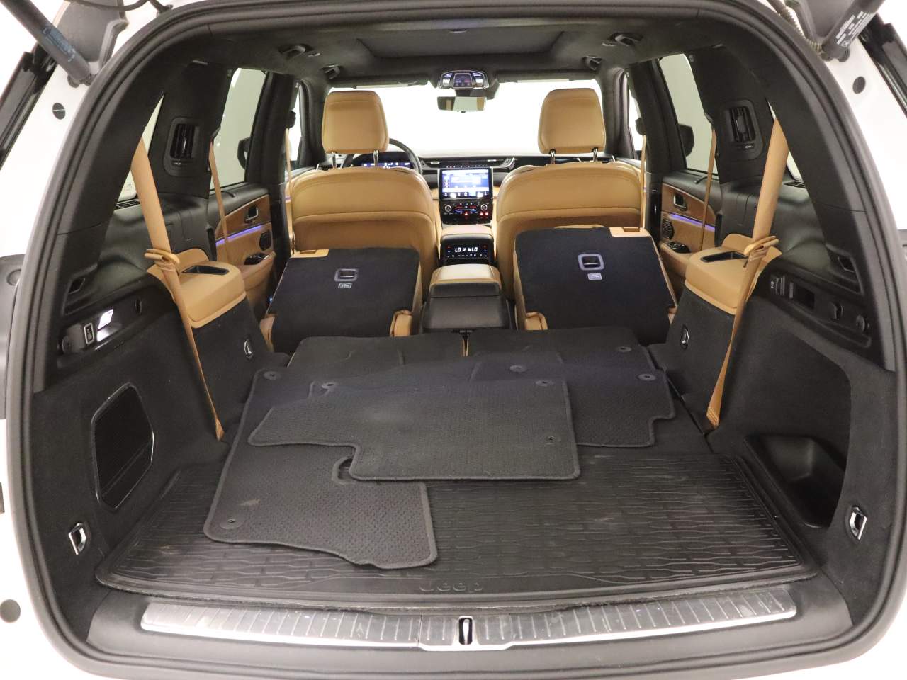 2023 Jeep Grand Cherokee L Summit Reserve