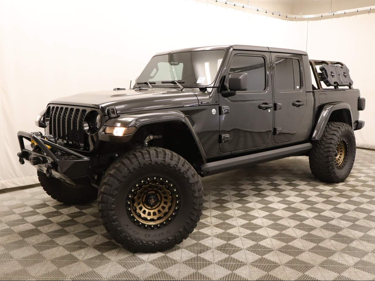 2020 Jeep Gladiator Sport Crew Cab