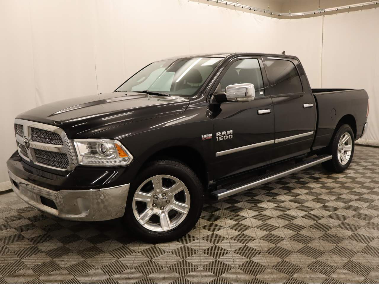 2014 RAM Ram 1500 Pickup Laramie Limited's photo