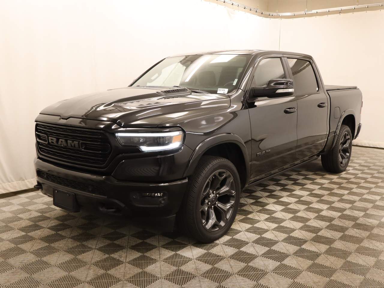2020 RAM 1500 Limited 4x4 Crew Cab 5'7's photo