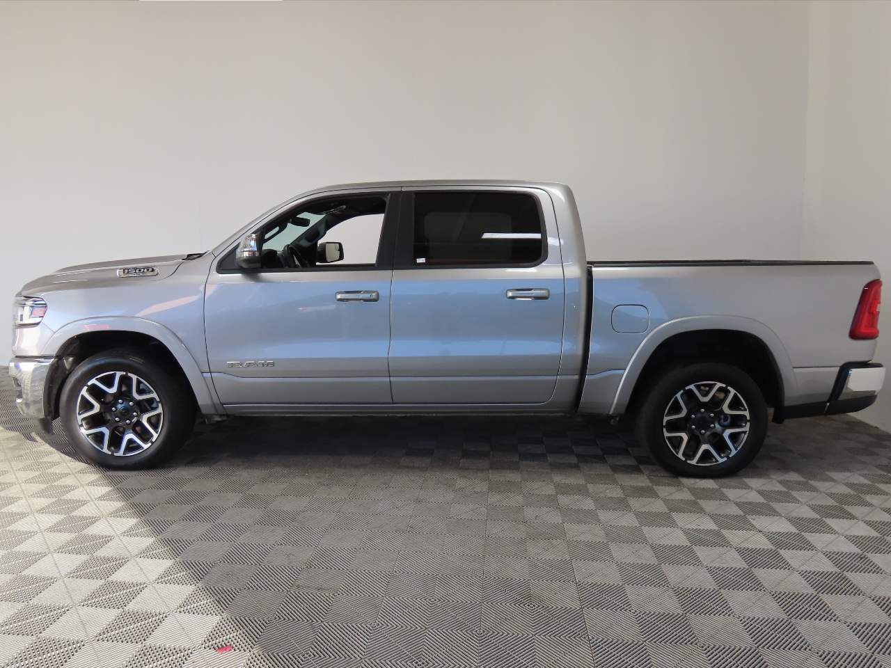 2025 Ram 1500 Laramie Crew Cab
