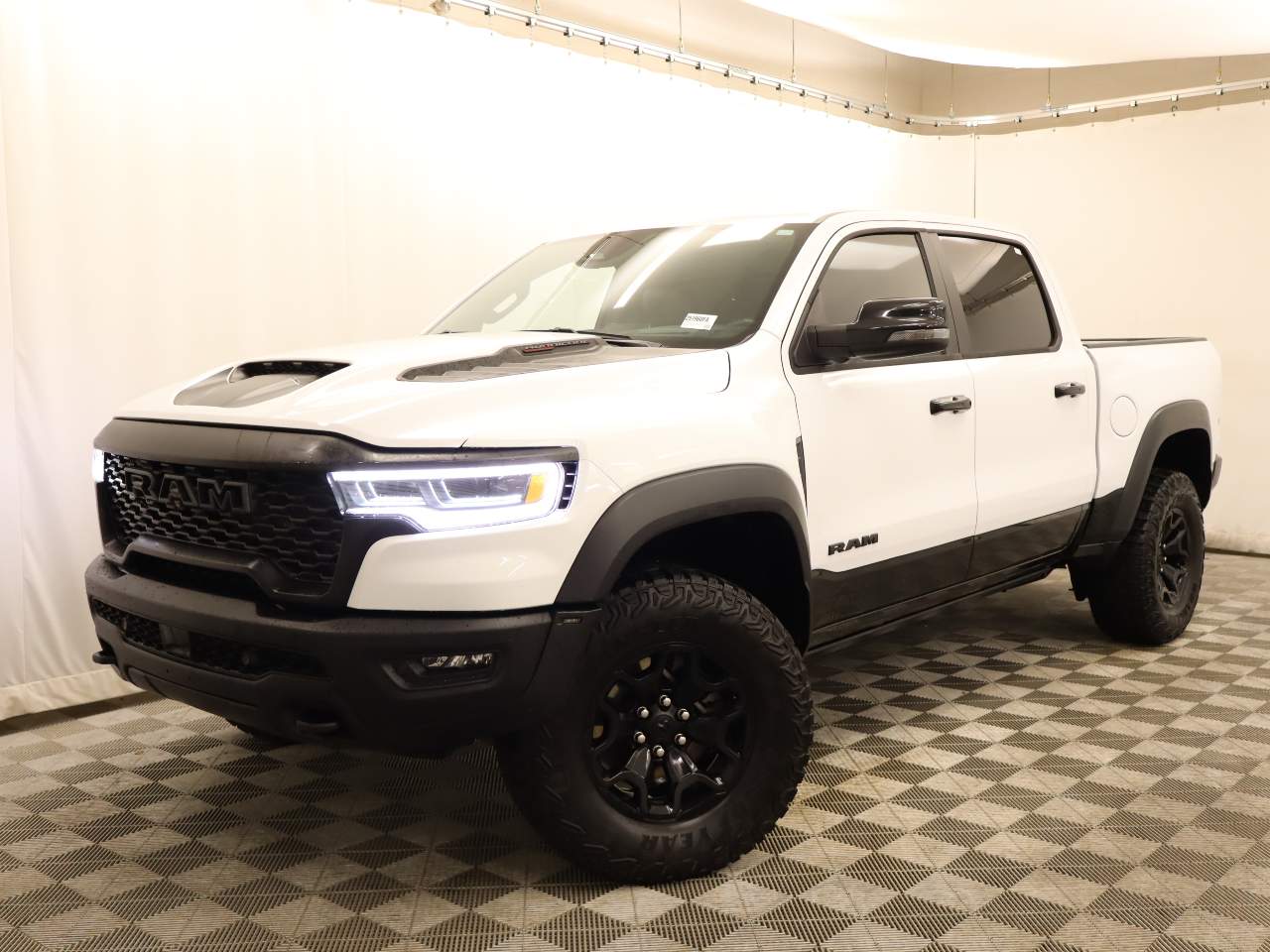 2025 Ram 1500 RHO Crew Cab