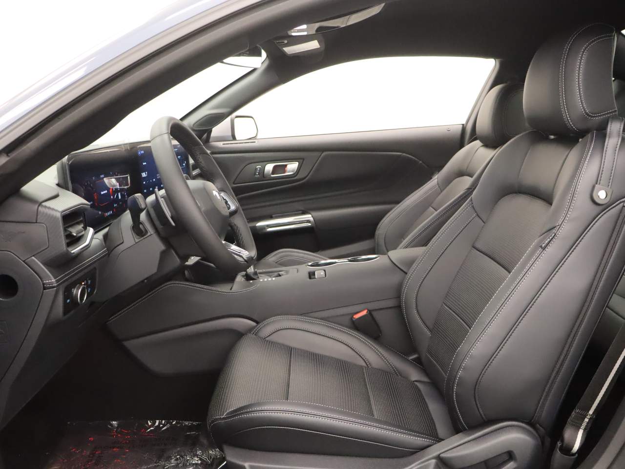 2025 Ford Mustang GT Premium Fastback - Photo 16