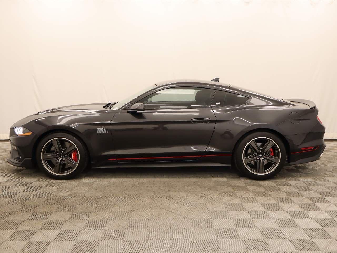 2022 Ford Mustang Mach 1