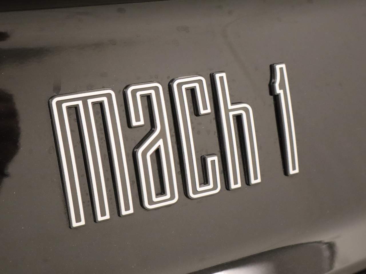 2022 Ford Mustang Mach 1