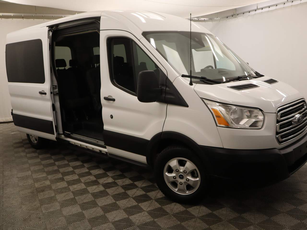 2019 Ford Transit 350 XLT