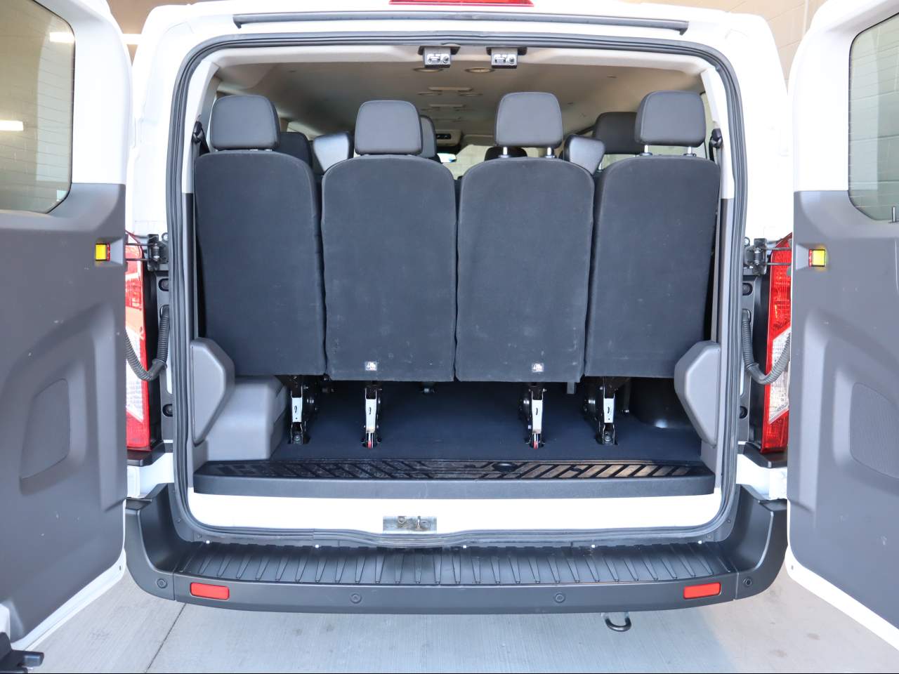 2022 Ford Transit 350 XLT