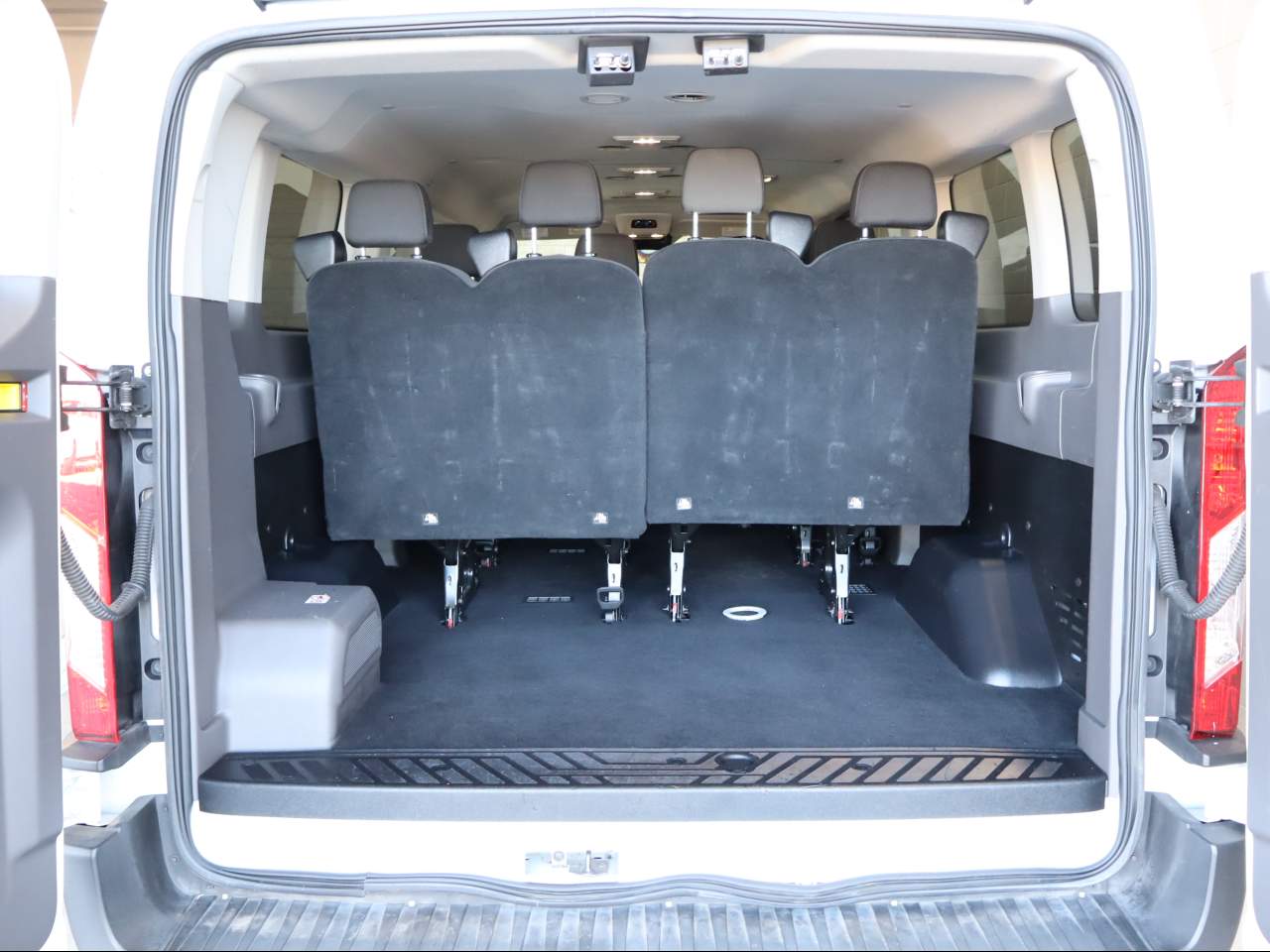 2023 Ford Transit 350 XLT