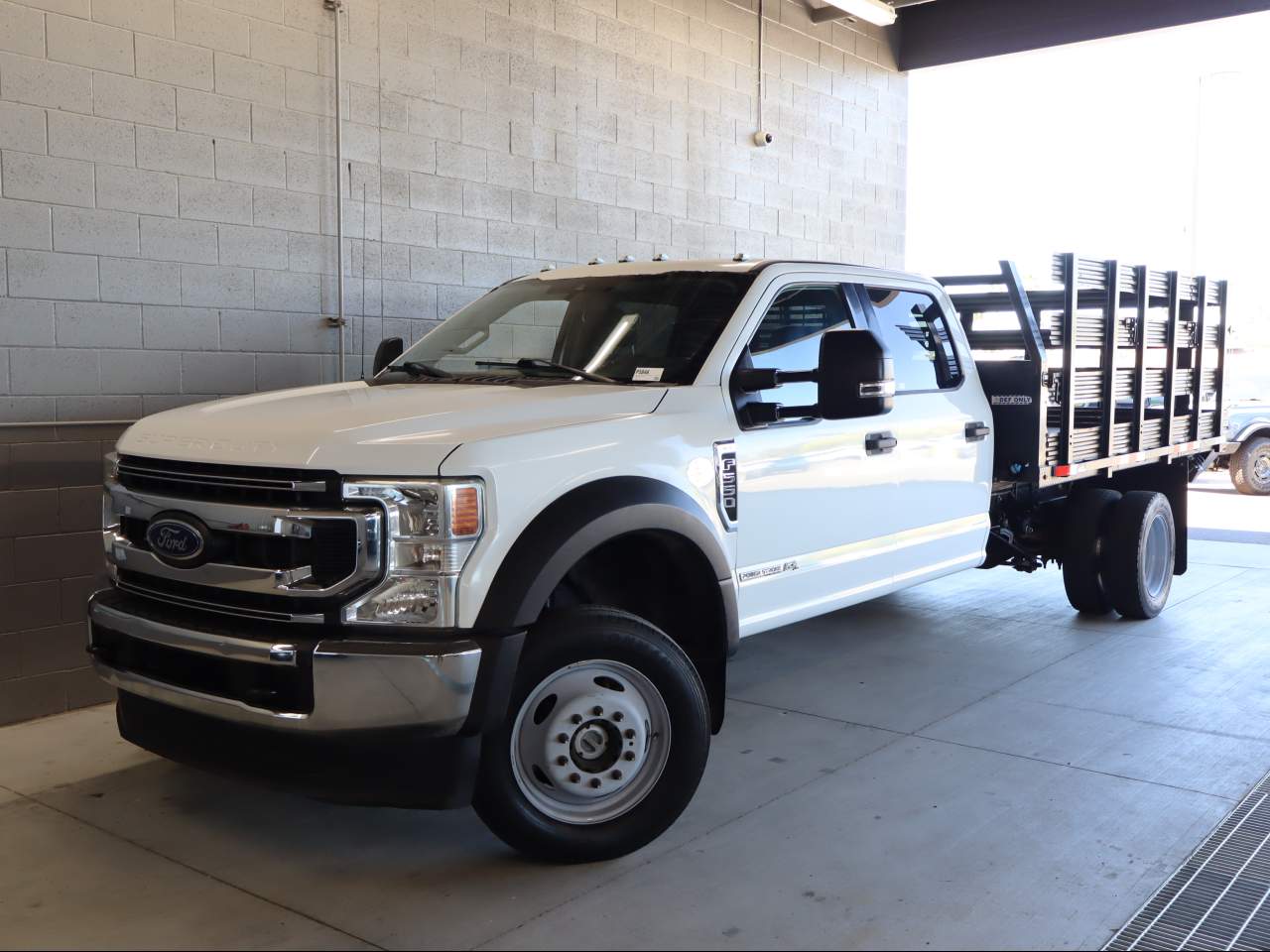 2020 Ford F-550 Super Duty XLT Crew Cab