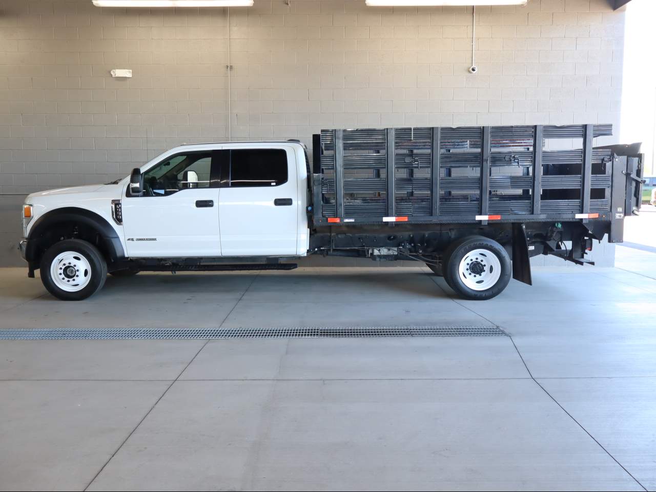 2021 Ford F-550 Super Duty XLT Crew Cab
