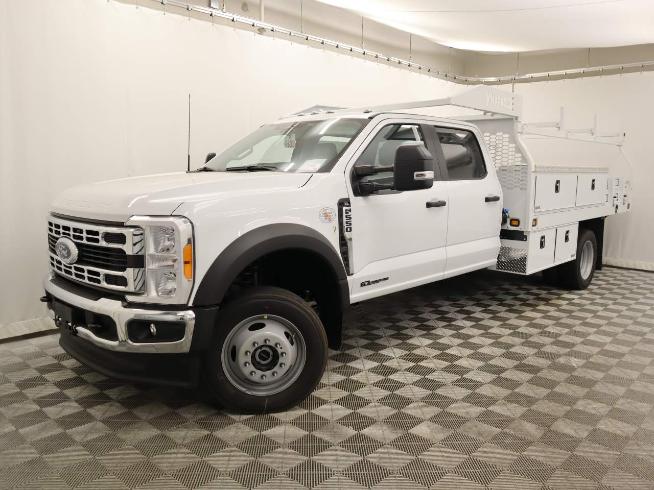 2023 Ford F-550 Super Duty Crew Cab Chassis