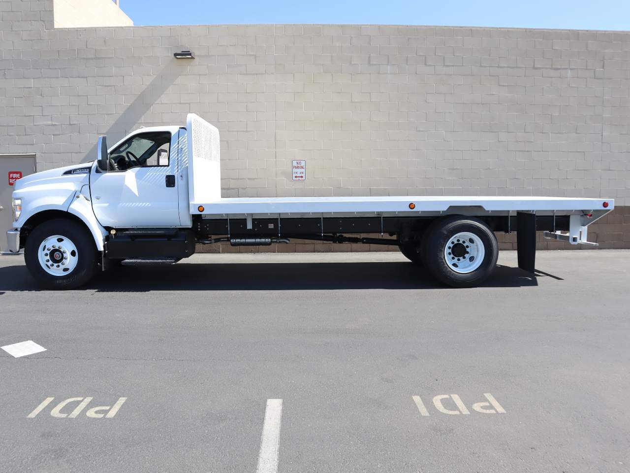 2024 Ford F-650 Super Duty Chassis