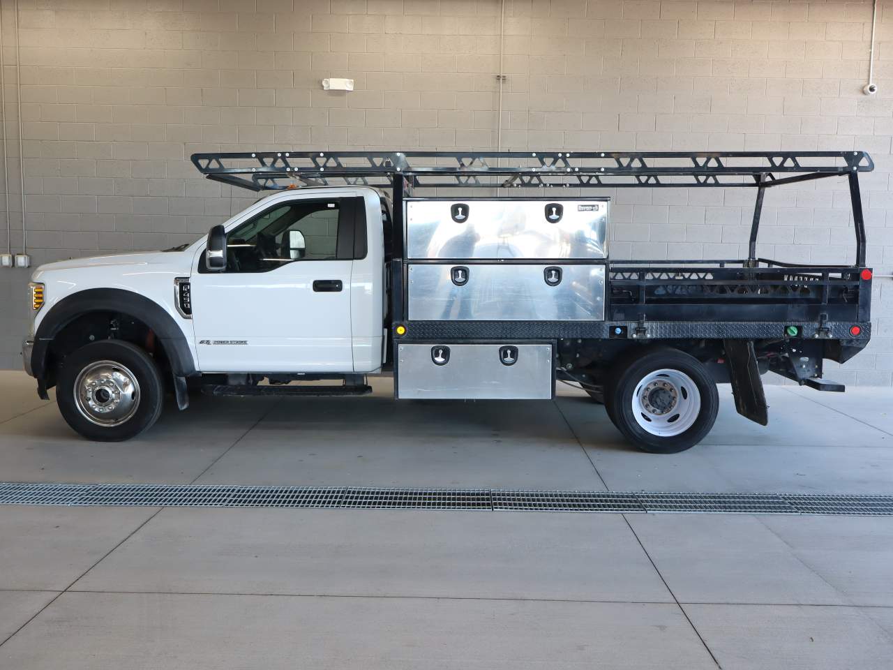 2018 Ford Super Duty F-450 DRW XL