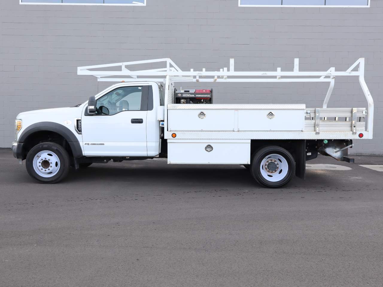 2019 Ford Super Duty F-550 DRW XL