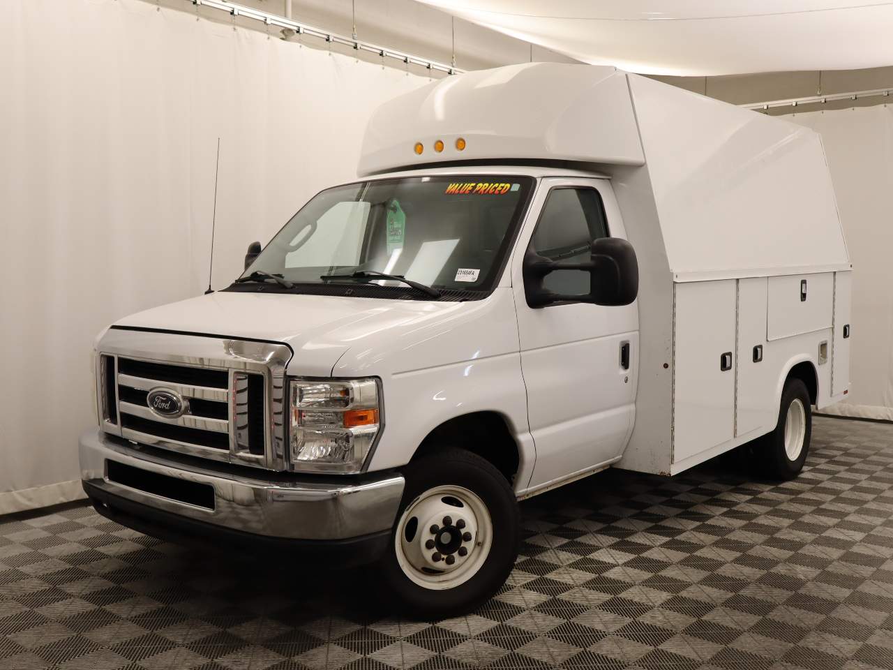 2018 Ford E-Series E-350 SD