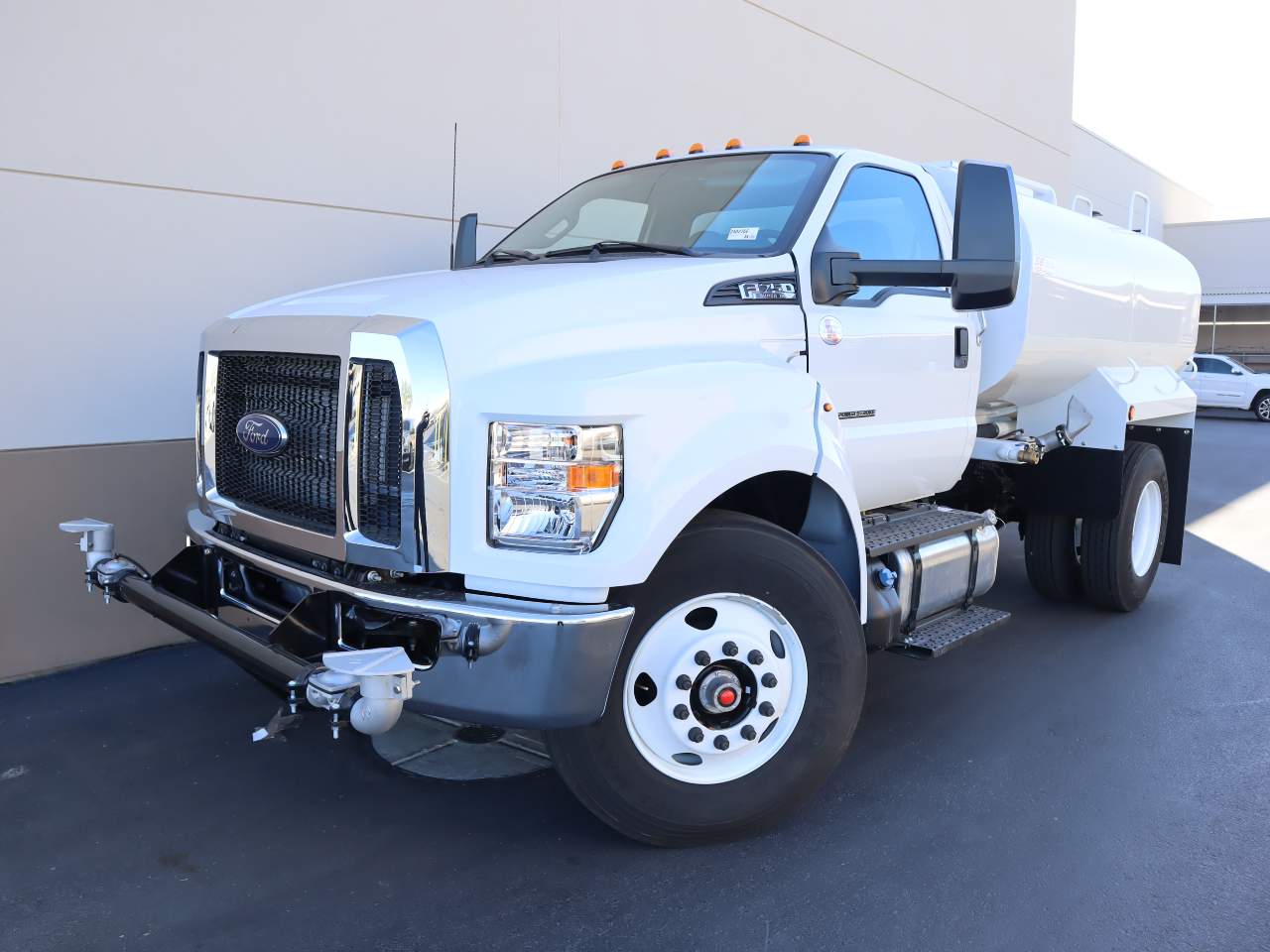 2024 Ford F-750 Super Duty Chassis
