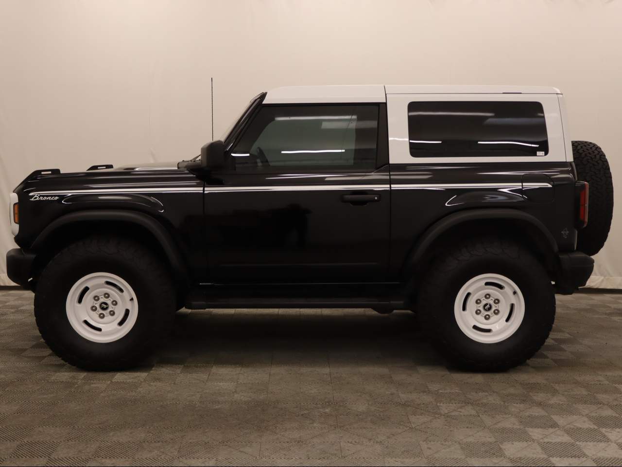 2024 Ford Bronco Heritage Edition