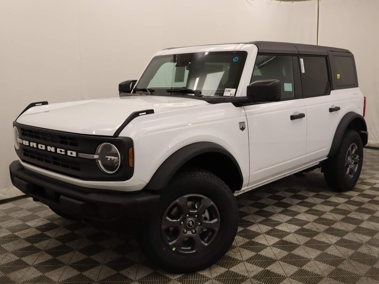 2025 Ford Bronco 4-Door Big Bend's photo