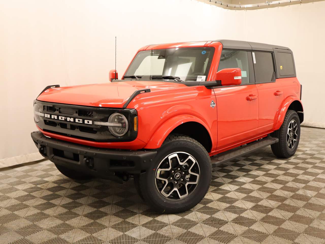 2024 Ford Bronco Outer Banks