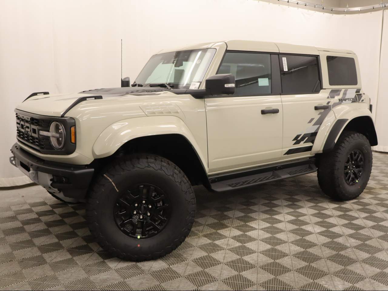 2025 Ford Bronco Raptor